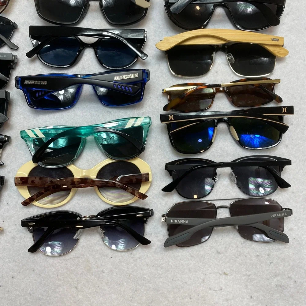 Lot Of 20 Mixed Brand Sunglasses Lot Unisex OS Multicolored Wholesale Bundle